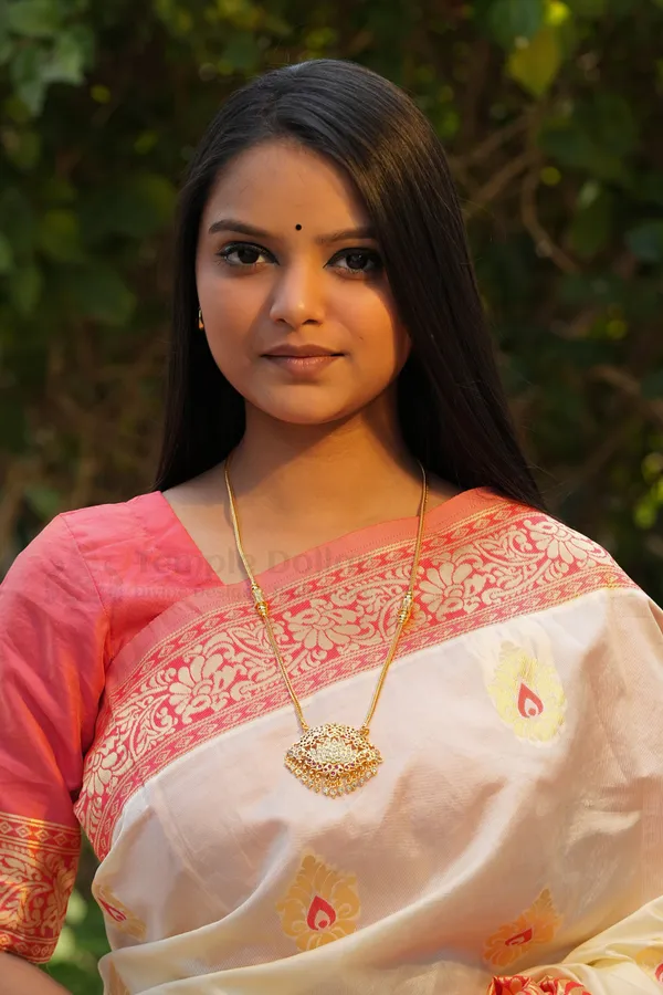 Lotus_Flower_Pendant_With_Mugappu_Chain