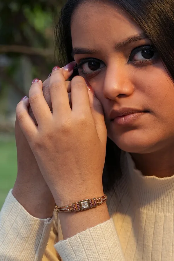 Rose_Gold_Designer_Link_Bracelet_With_Ruby_Pink_White_Stones