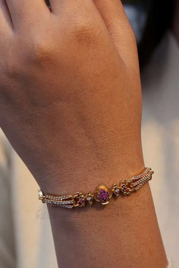 Rose_Gold_Floral_Clover_Bracelet_With_Ruby_Stones