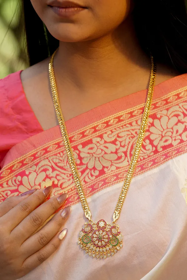 Multi_Color_Floral_Mandala_Pendant_With_Mugappu_Chain