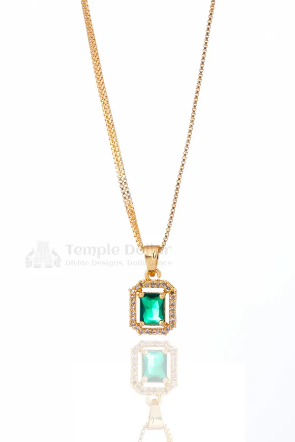Emerald_Square_Halo_Pendant
