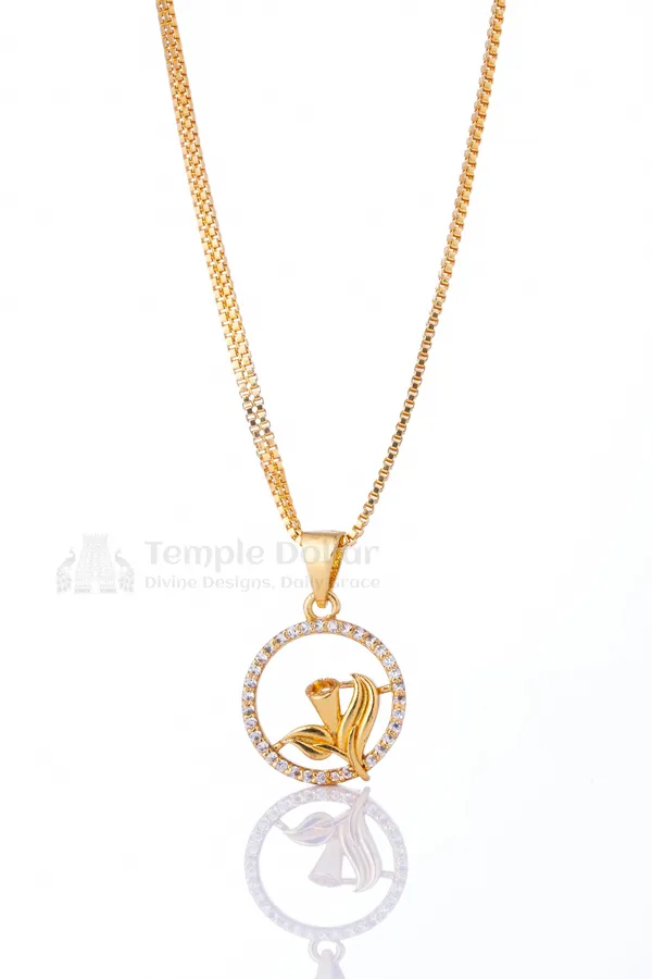 Classic_Round_Crystal_Cluster_Pendant