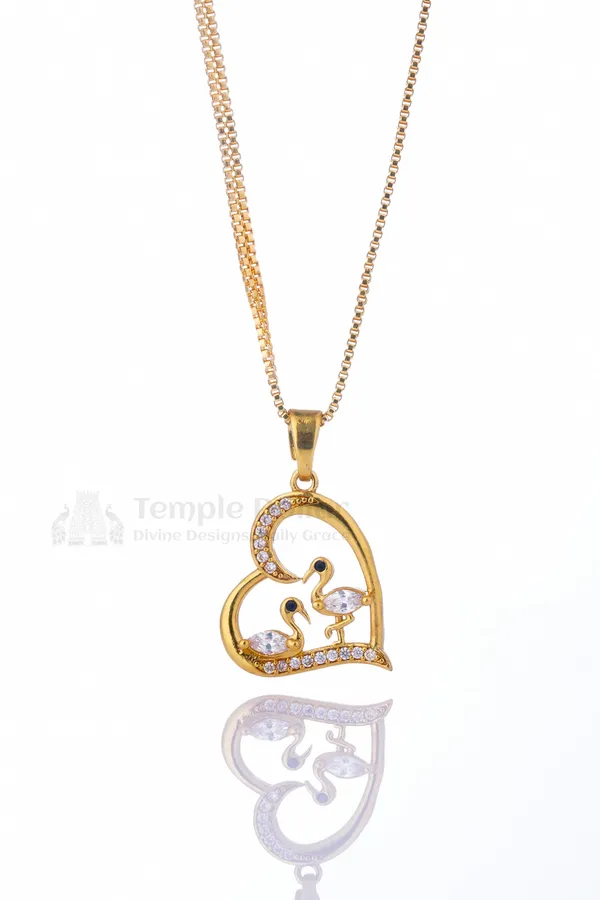 Elegant_Swan_Heart_Pendant