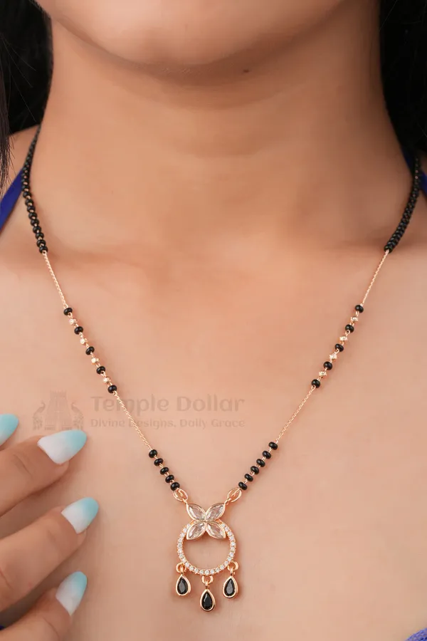 Rose_Gold_Bloom_Diamond_Mangalsutra_Necklace_For_Women