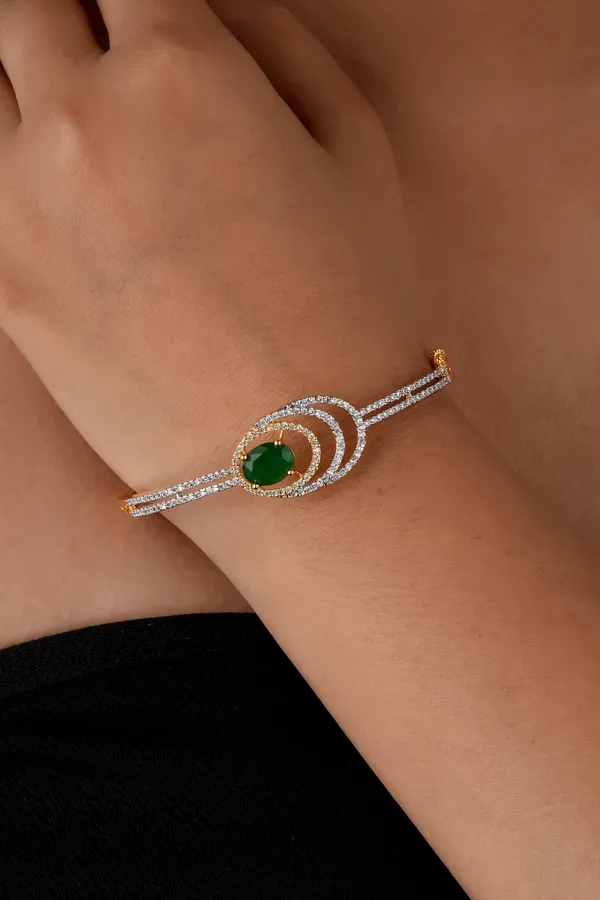 Emerald_Stone_Gold_Kada_Bracelet