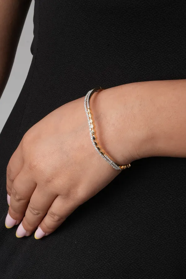 Gold_And_Diamond_Bangle_Style_Cuff_Bracelet
