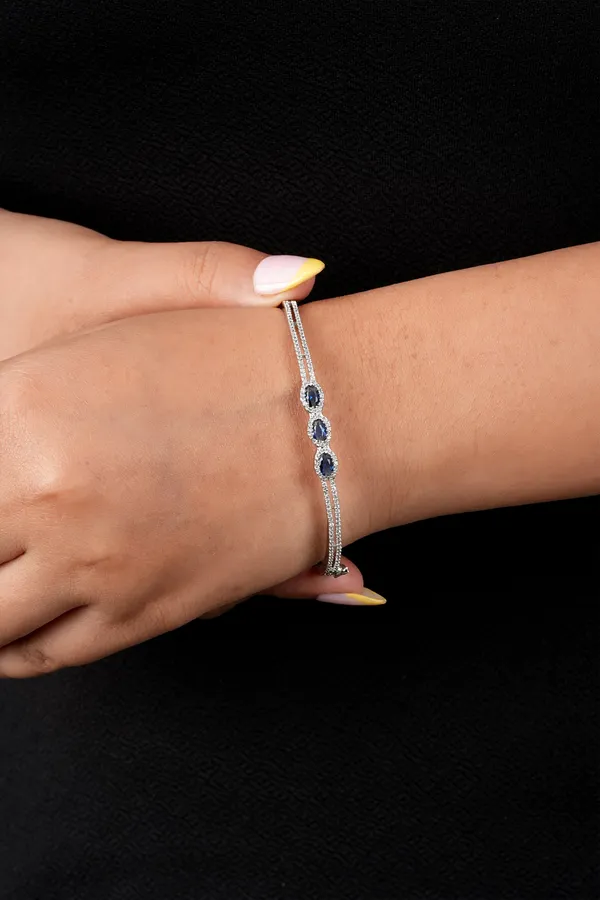 Sapphire_Serenity_Bangle