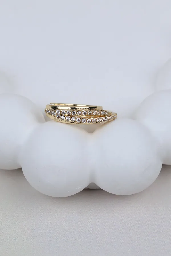 The_Wide_Triple_Row_Ear_Cuff