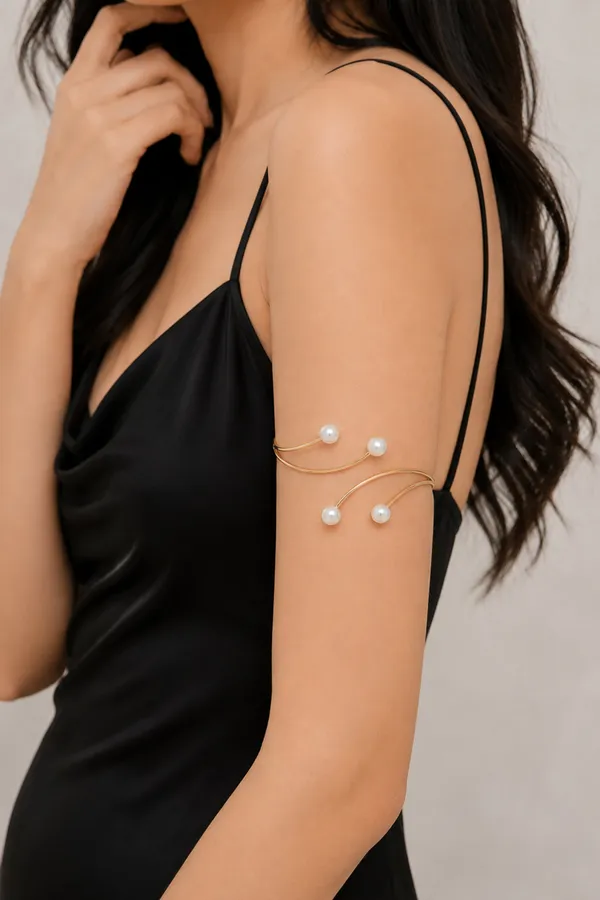 Dainty_Pearl_Orbit_Arm_Cuff