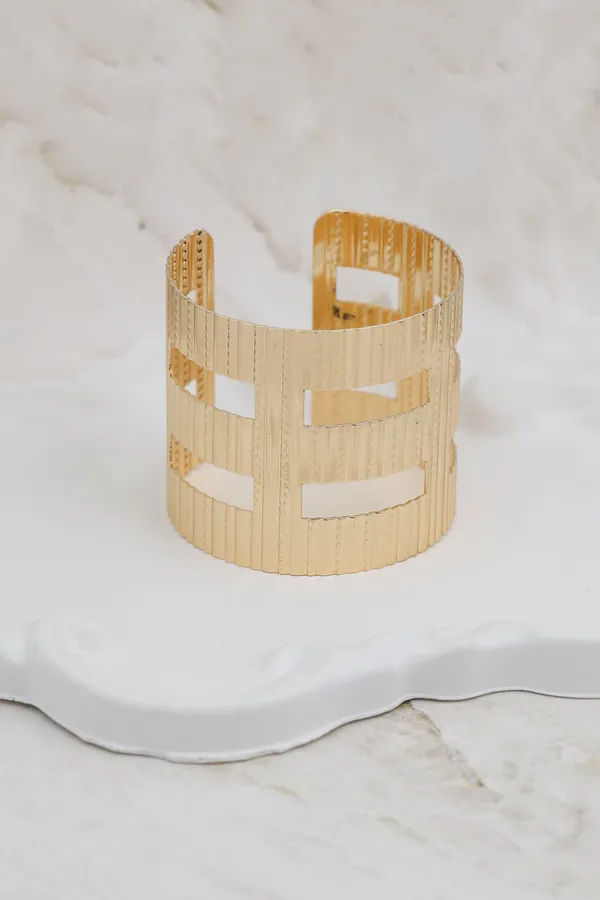 Gold_Gladiator_Statement_Cuff