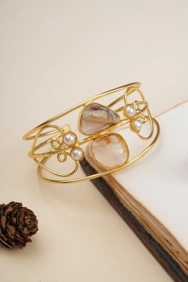 Mother_Of_Pearl_Statement_Cuff