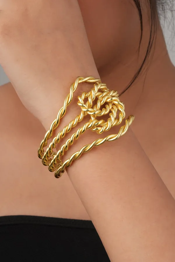 Twisted_Wire_Knot_Cuff
