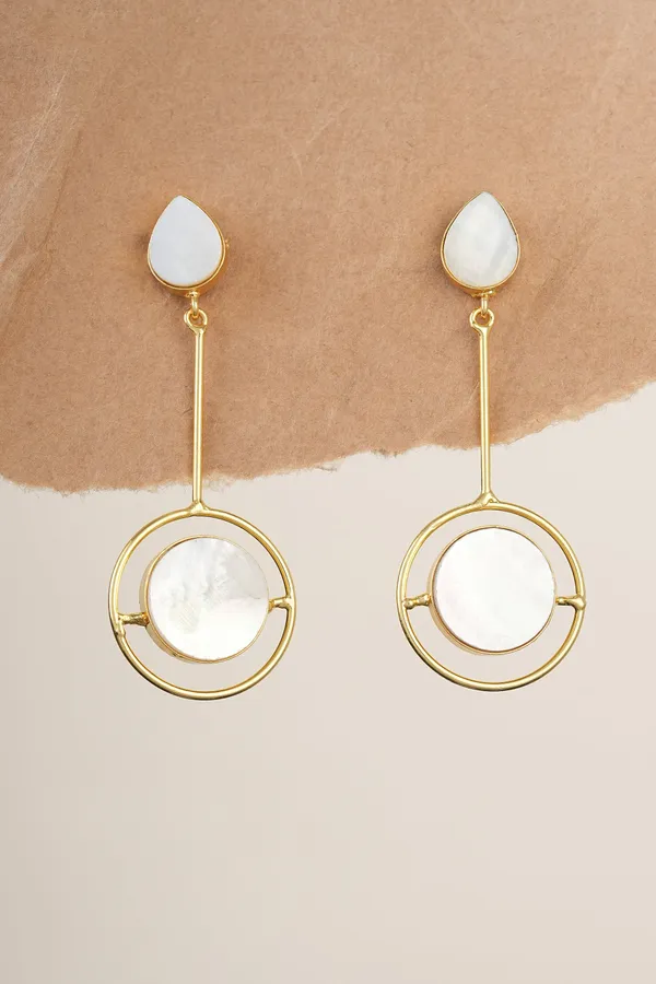 Modern_Pearl_Orbit_Earrings