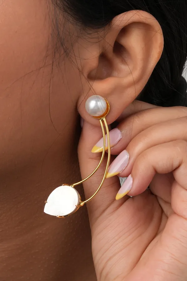 Gold_Toned_Pearl_And_Stone_Studded_Earrings