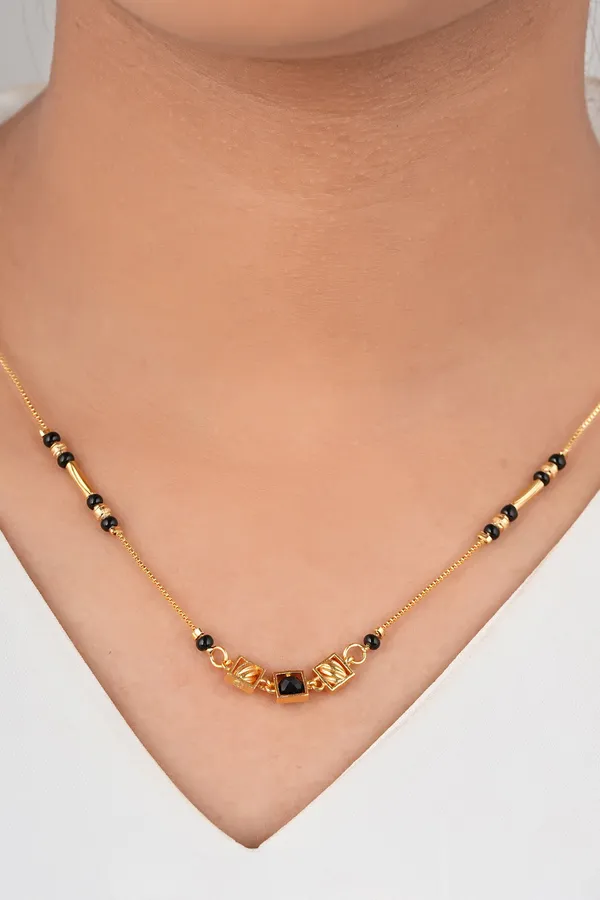 Gold_Luxe_American_Diamond_Mangalsutra_Necklace_For_Women
