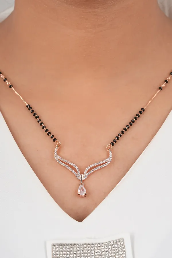 Rose_Gold_Dainty_Diamond_Mangalsutra_Necklace_For_Women