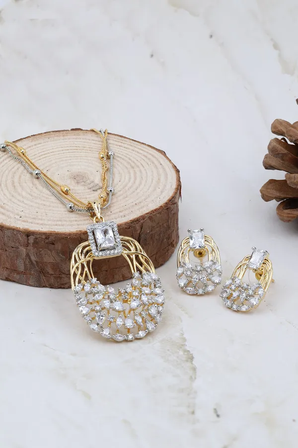 Elegant_American_Diamond_Pendent_Chain_Necklace_Set