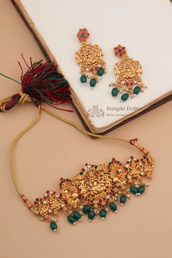 Antique_Gold_Lakshmi_Temple_Jewelry_Set