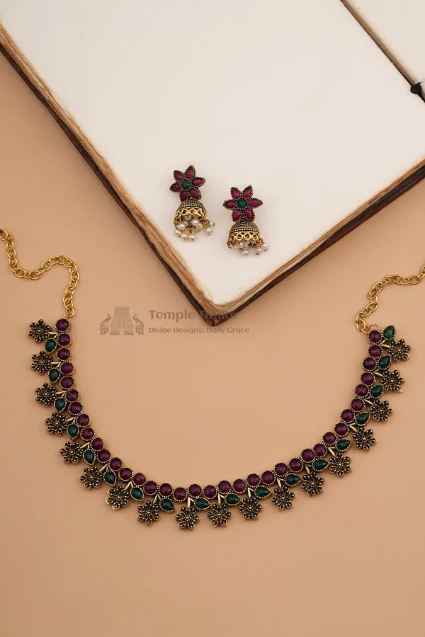 Antique_Floral_Kemp_Choker_With_Pearl_Jhumkas