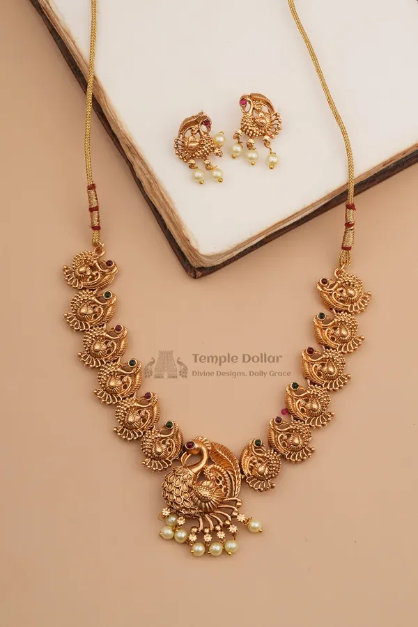 Peacock_Pearl_Antique_Gold_Set