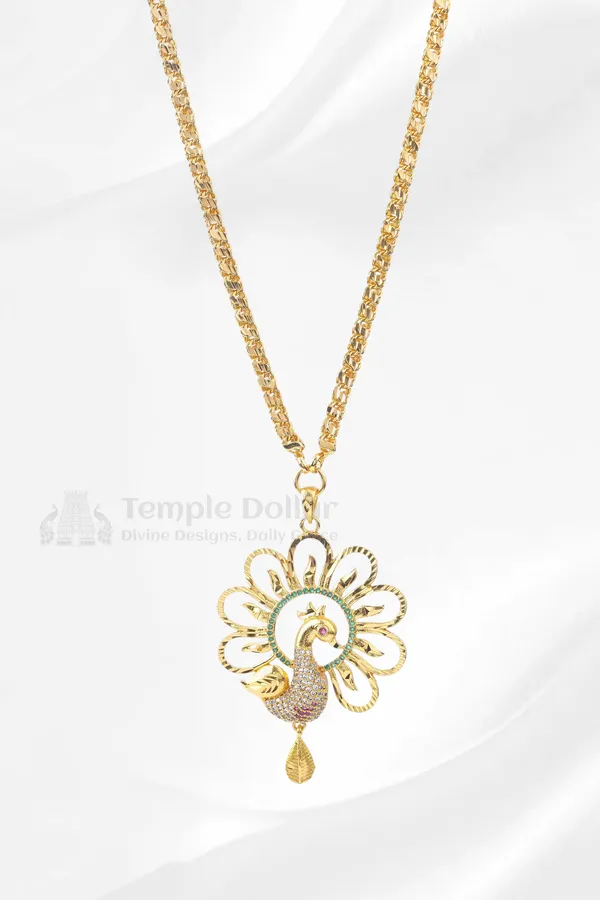 Peacock_Motif_Pendant_Necklace_with_Twisted_Rope_Chain