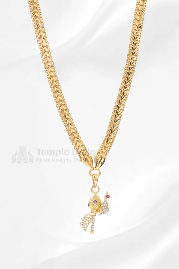 Murugan_Vel_with_Peacock_Pendant_on_V-Link_Chain