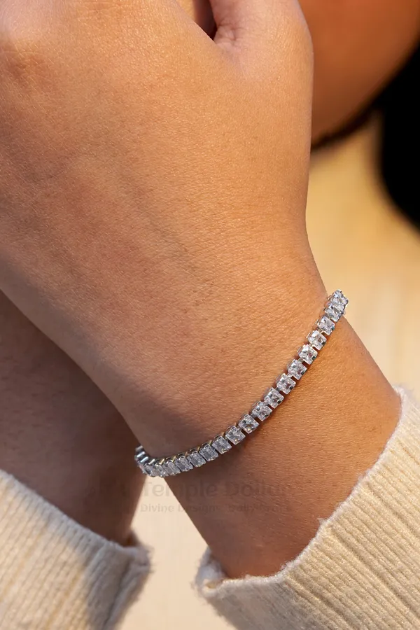 Silver_Plated_Princess_Cut_(Kite)_Tennis_Bracelet