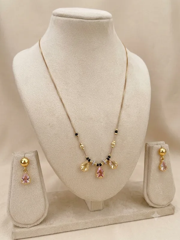 Premium_Droplet_Pendant_Necklace_And_Earrings_Set_For_Women