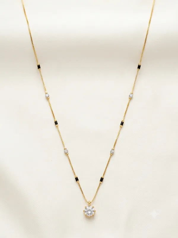 Premium_Solitaire_Floral_Pendant_With_Beaded_M.S._Necklace_For_Women