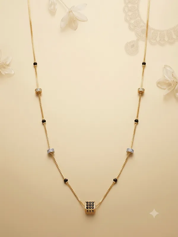 Multicolor_Beaded_Square_Pendant_Mangalsutra_Necklace_For_Women