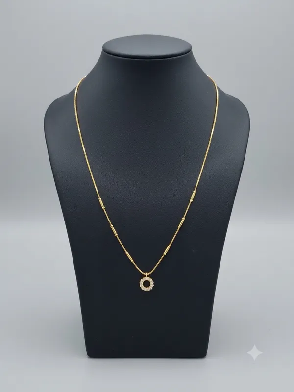 Multicolor_Open_Circular_Pendant_Chain_Necklace_For_Women