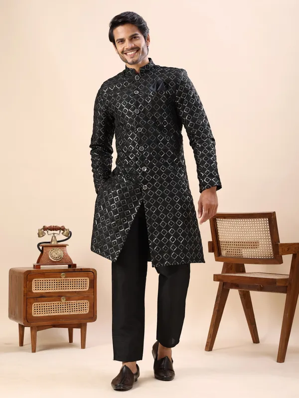 Black_Diamond_Pattern_Indo_Western_Kurta_Set