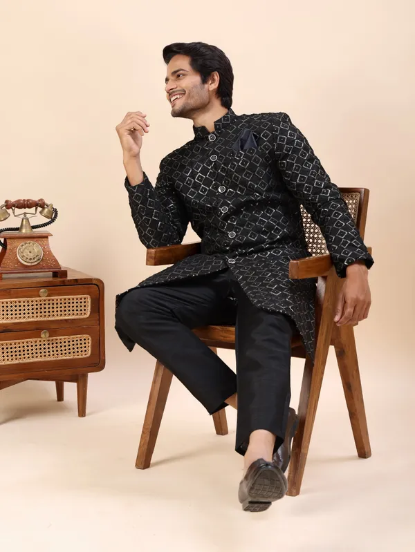 Black_Diamond_Pattern_Indo_Western_Kurta_Set