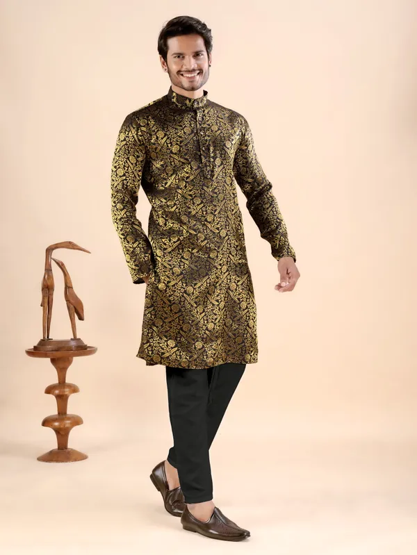 Black_And_Gold_Floral_Banarasi_Silk_Kurta_For_Men