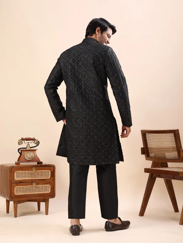 Black_Floral_Indo_Western_Kurta_Set
