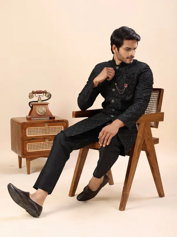 Black_Floral_Indo_Western_Kurta_Set