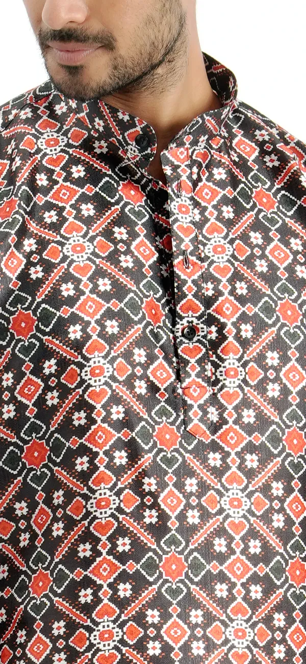 Black_And_Red_Silk_Printed_Kurta_For_Men