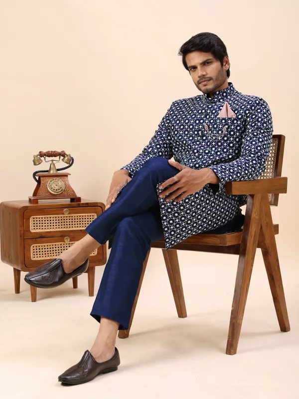 Blue_Dots_Print_Indo_Western_Kurta_Set