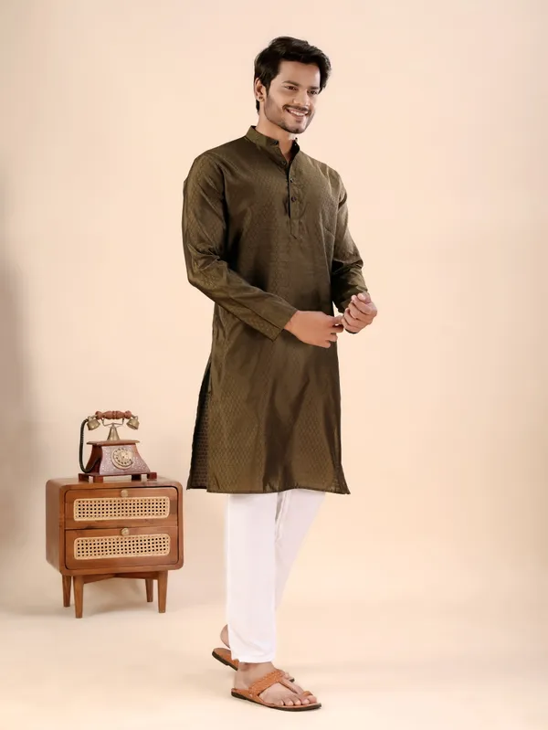 Brown_Jhimi_Silk_Kurta_For_Men
