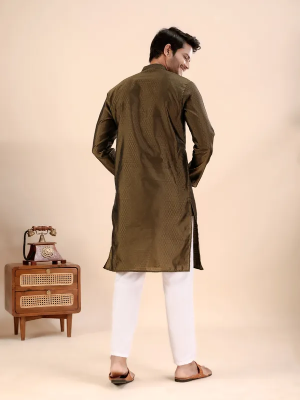 Brown_Jhimi_Silk_Kurta_For_Men