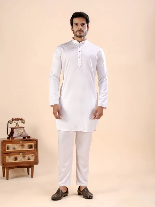 Koti_Set_D6_Short_Kurta_Off_White