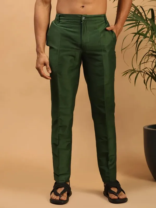 Men_Pant_Dark_Green