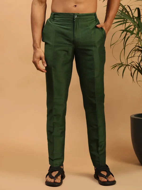 Men_Pant_Dark_Green