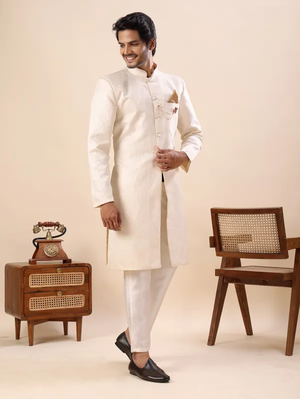 Off_White_Motif_Indo_Western_Kurta_Set