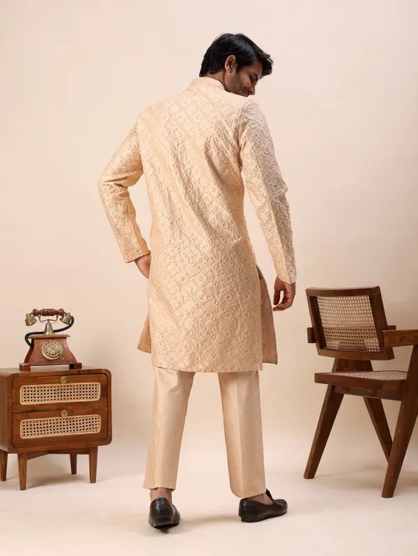 Peach_Floral_Indo_Western_Kurta_Set