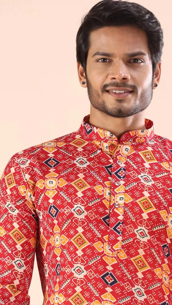Red_Gujju_Kurta_For_Men