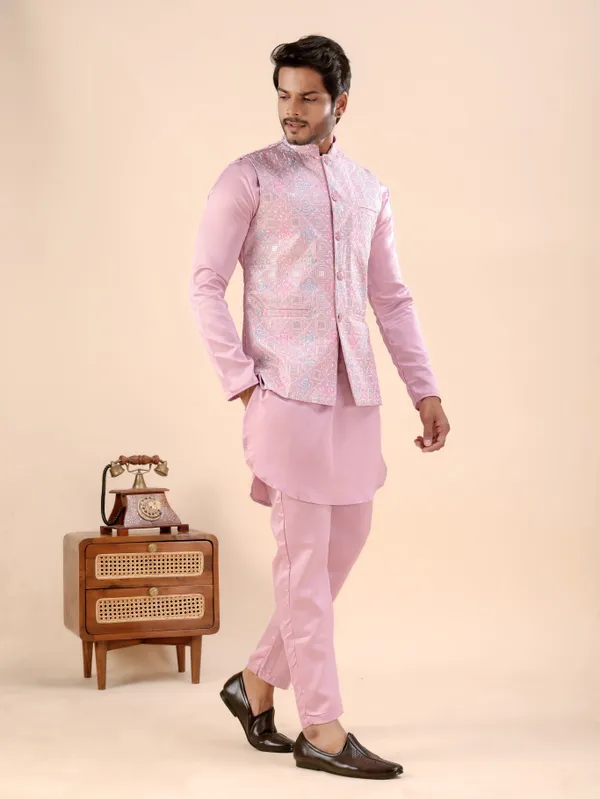 D6_Embroidery_Koti_Pink