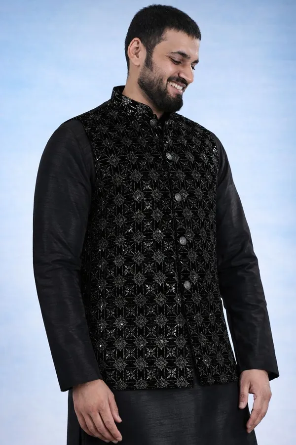 Velvet_Koti_Black_2