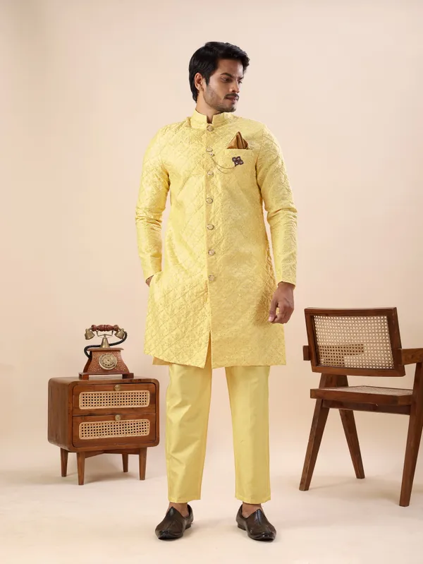 Yellow_Floral_Indo_Western_Kurta_Set
