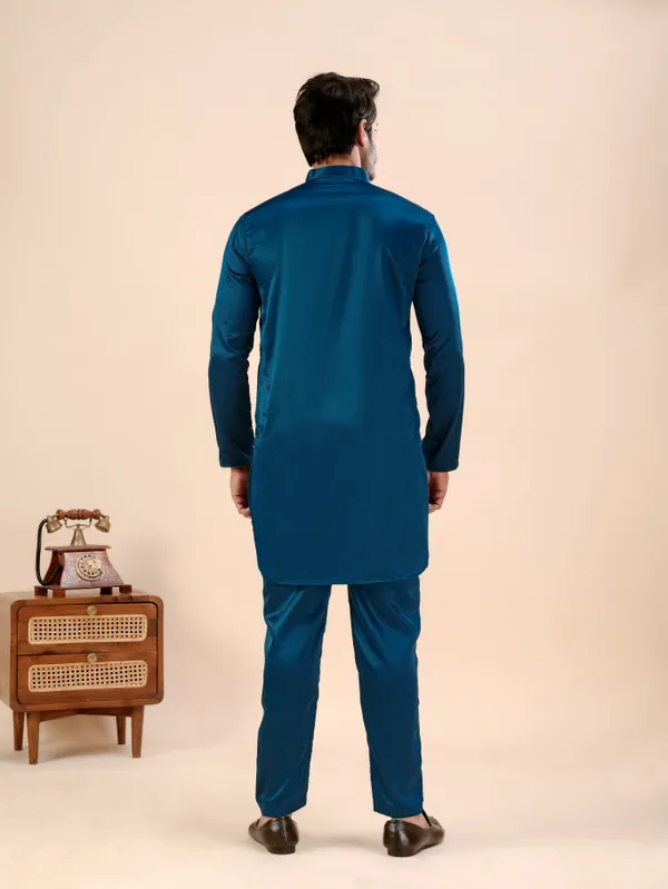 D7_Embroidery_Overall_Koti_Petrol_Blue